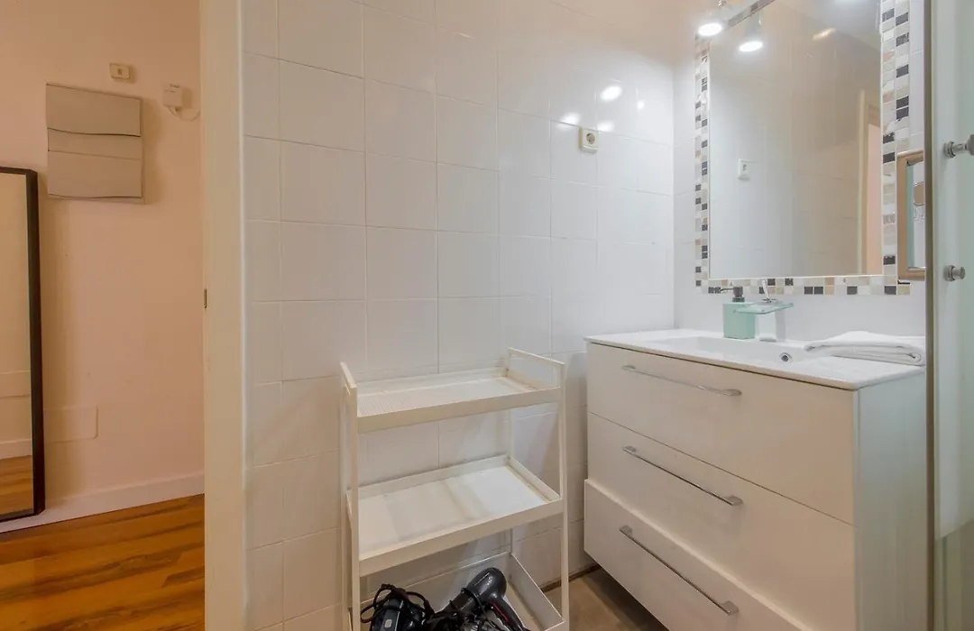 Downtown Apt 1Hab Para 3Pax En La Plaza De Chueca-1